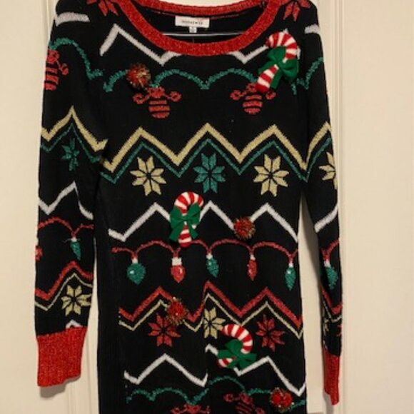 Christmas Sweater - Picture 5 of 12